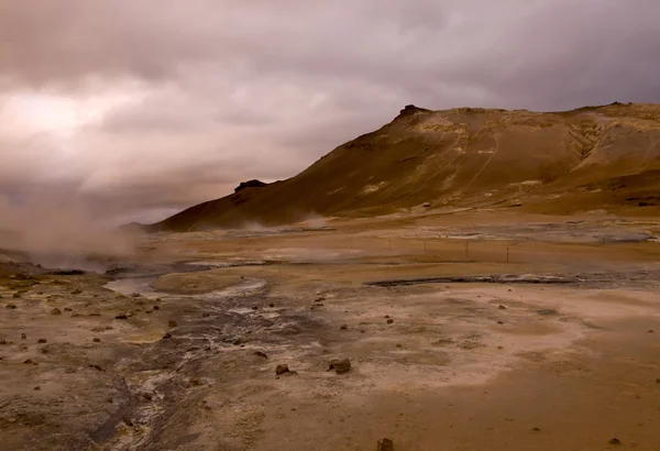 Geotermisk geysir – stockfoto