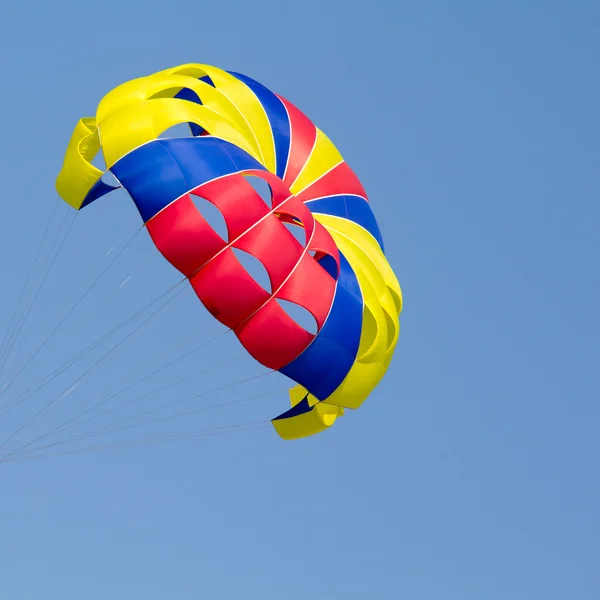 Paracadute colorato — Foto Stock
