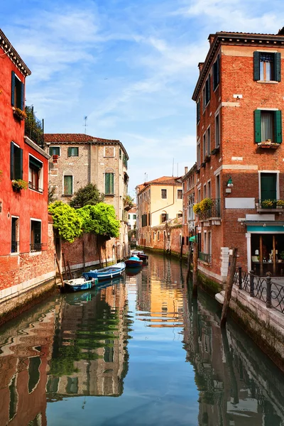 Benátky. benátský kanál. — Stock fotografie