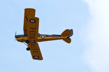 de havilland dh 82a tiger moth