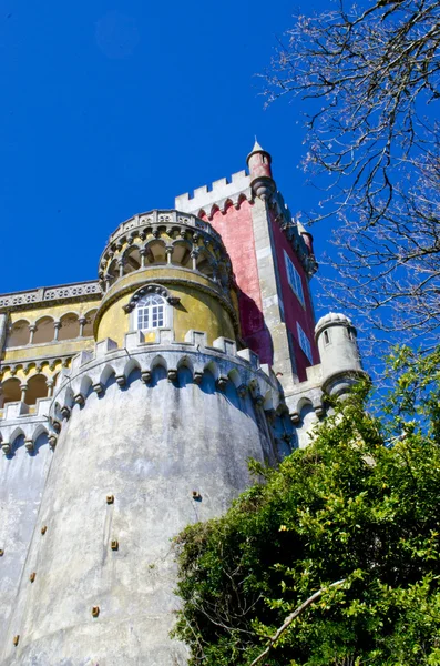 ペナ宮殿のタワー。シントラ。ポルトガル — ストック写真