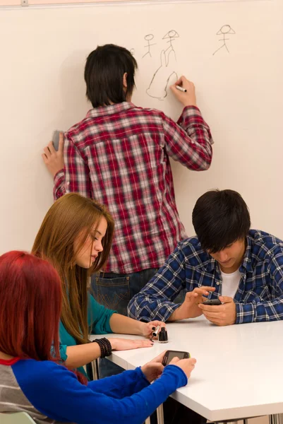 Uttråkad studenter — Stockfoto