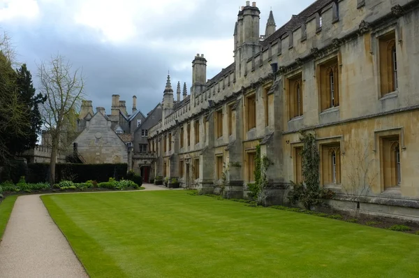 Оксфордский колледж — стоковое фото