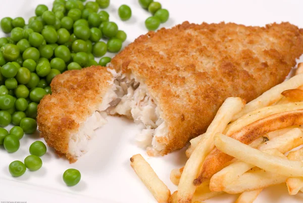 Klassisk fisk och chips — Stockfoto