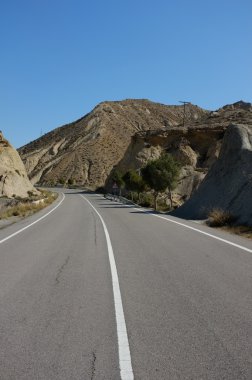 Tabernas yol