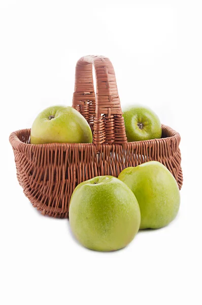 Ripe green apple in basket — Stock Photo, Image