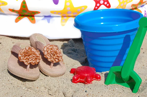 Crianças brinquedos de praia — Fotografia de Stock