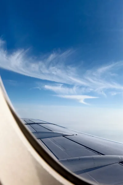 飞机窗台 — 图库照片
