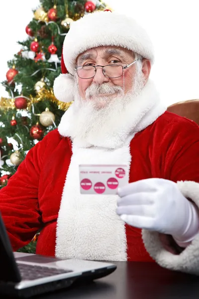现代圣诞老人与信用卡 — 图库照片