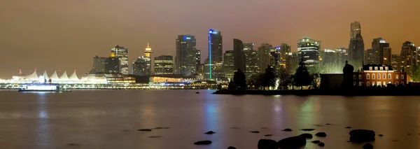 Vancouver bc panoramę nocą — Zdjęcie stockowe