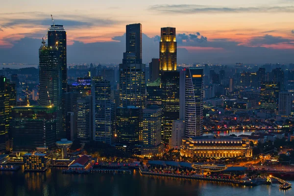 Sonnenuntergang über der Skyline von Singapore — Stockfoto