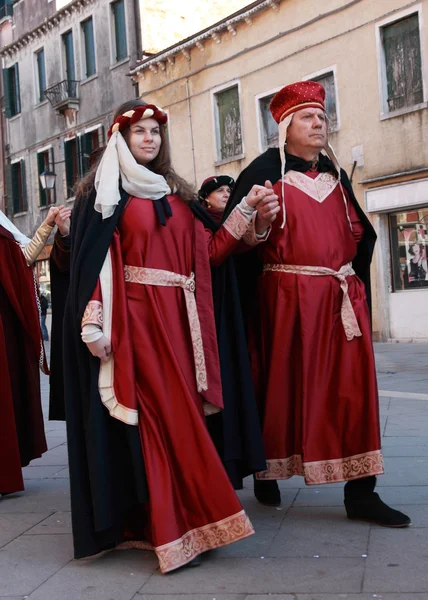 Středověký pár — Stock fotografie
