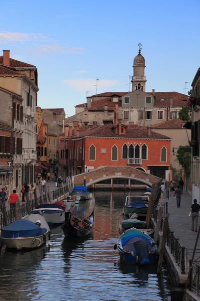 Canal veneciano —  Fotos de Stock