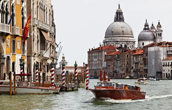 Taxi i Venedig — Stockfoto