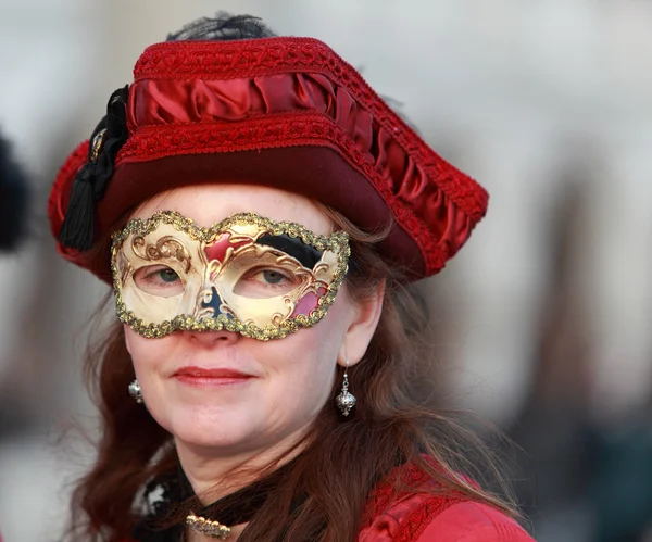 Žena s maskou — Stock fotografie
