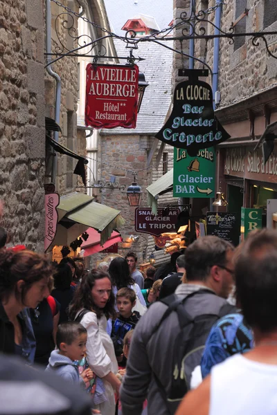 Ulice mont saint michel — Zdjęcie stockowe