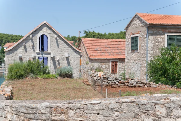 Arquitectura típica de piedra croata — Foto de Stock