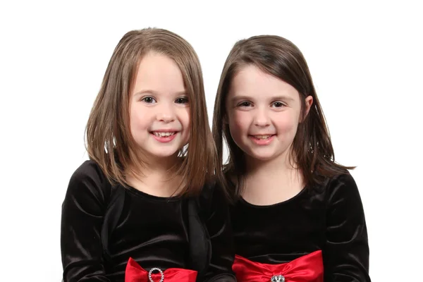 Adorabili sorelline isolate su sfondo bianco — Foto Stock