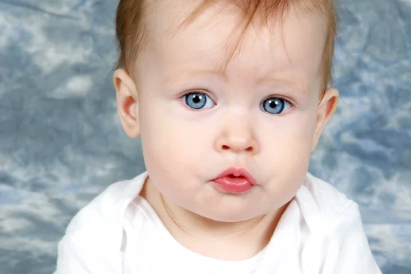 Baby flicka närbild — Stockfoto
