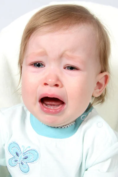 Baby flicka gråter närbild — Stockfoto