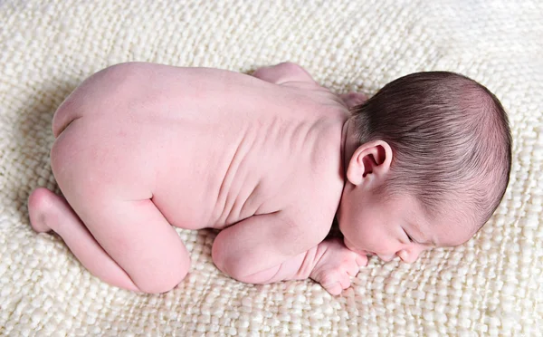 Nyfødt barn – stockfoto