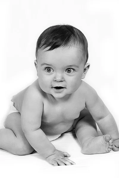 Aranyos kisfiú pózol a kamera — Stock Fotó