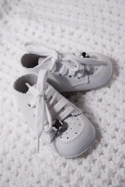 Par de zapatos de bebé —  Fotos de Stock