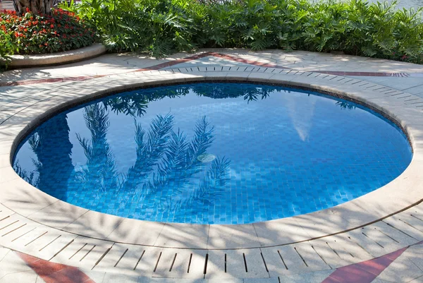 Small pool — Stock Photo, Image