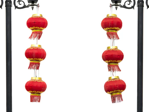 Twee groepen van chinese rode lantaarn opknoping op lantaarnpaal — Stockfoto