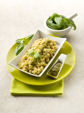 pesto soslu risotto