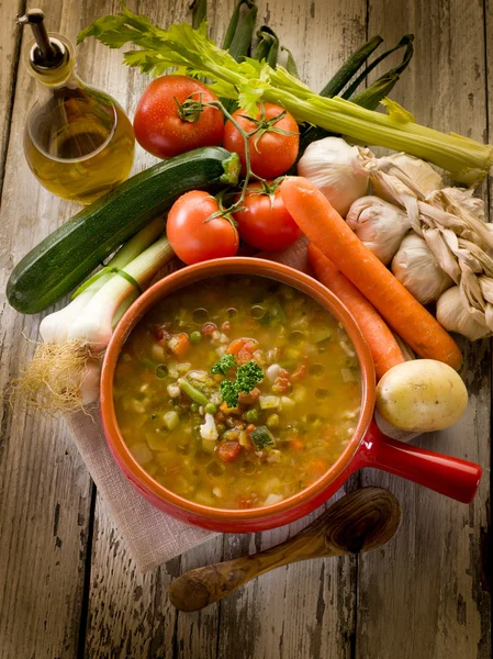 Sopa de minestrona vegetal — Fotografia de Stock