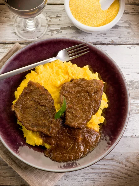 Braised meat with porridge — Stock Photo, Image
