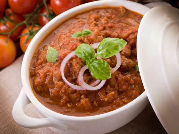 Ragù salsa su ciotola — Foto Stock