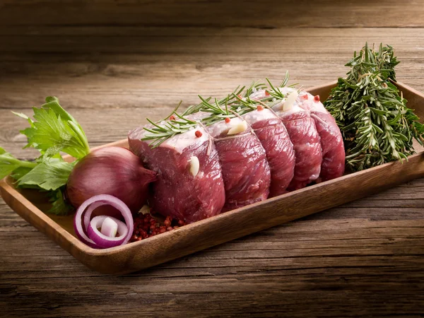 Roast beef with ingredients ready to cooking — Stock Photo, Image