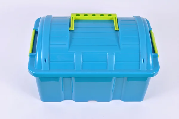 Синяя пластиковая коробка — стоковое фото