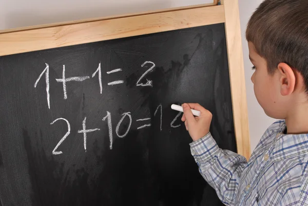 Математика в начальной школе — стоковое фото