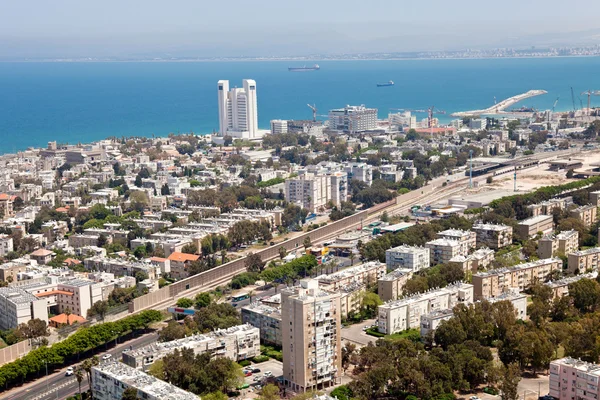 Haifa şehir, İsrail - havadan görünümü — Stok fotoğraf