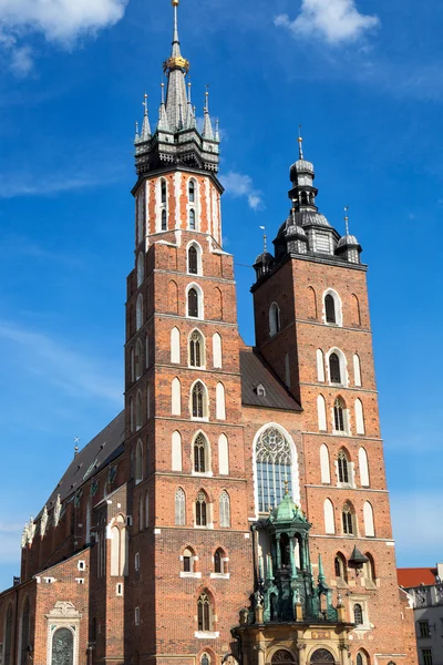 The basilica of the Virgin Mary in Cracow, Poland — Stock Photo, Image