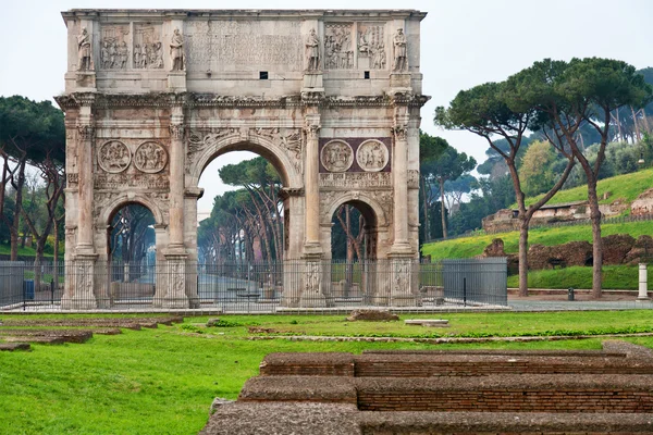 拱的君士坦丁，罗马 — 图库照片