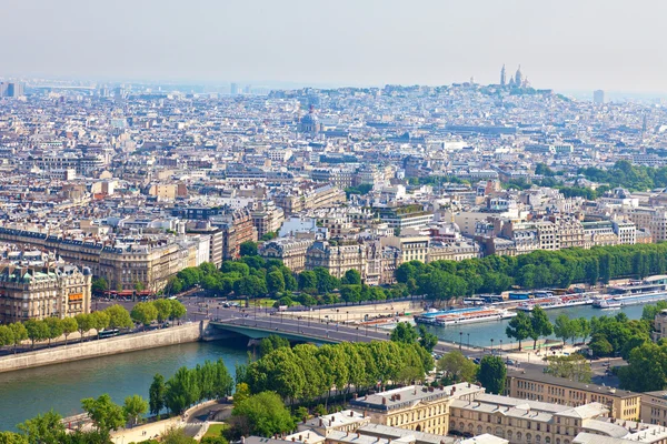 从埃菲尔铁塔巴黎建筑鸟瞰图. — 图库照片