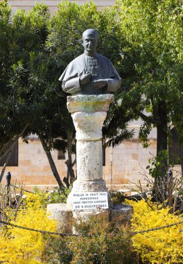 Statue of Pope Paul VI clipart