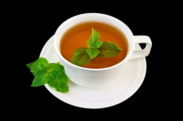 Травяной чай с веточками мяты по два — стоковое фото