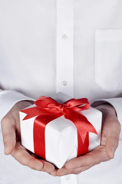 Christmas gift giving — Stock Photo, Image