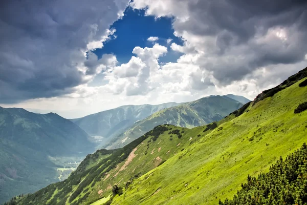 Avrupa'nın yüksek dağ — Stok fotoğraf