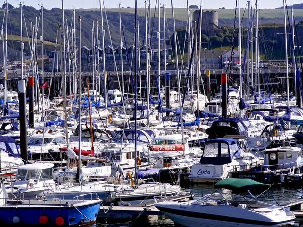 Port de Plymouth . — Photo