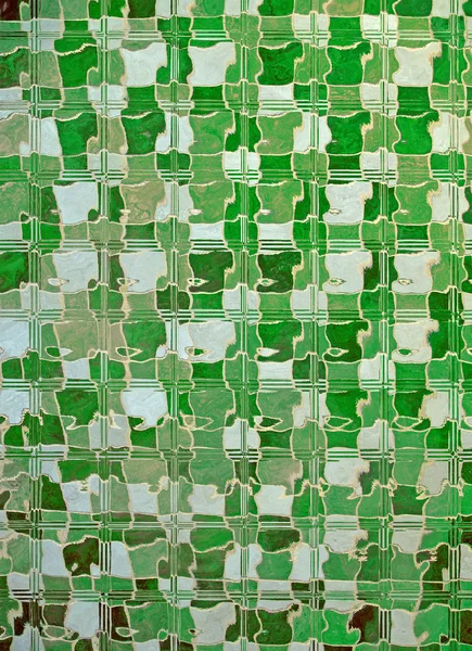 Abstrakte grüne Glaswand, innere Vielfalt. — Stockfoto