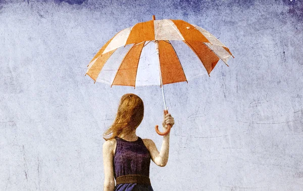 Samotna dziewczyna i parasol. — Zdjęcie stockowe
