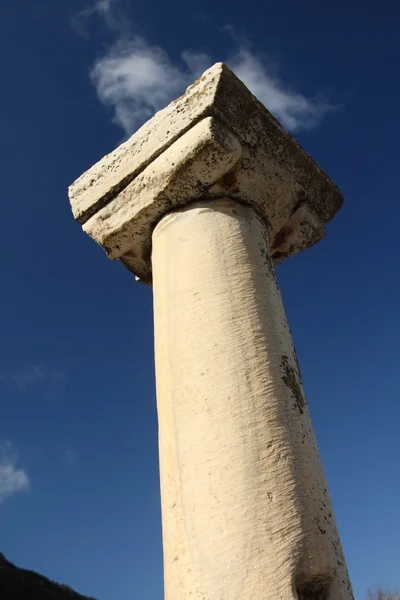 Coluna antiga — Fotografia de Stock