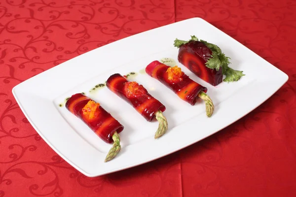 stock image Vegetable rolls with asparagus