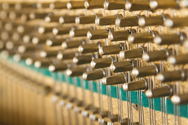 Пианино внутри
